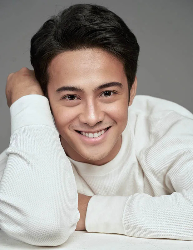 actor Argel Saycon large photo