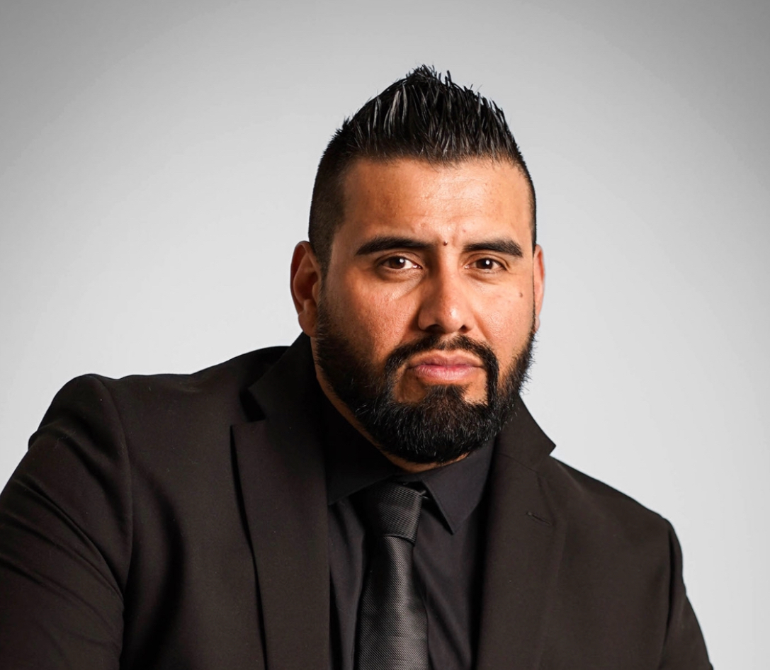 actor Patrick Grimaldo large photo