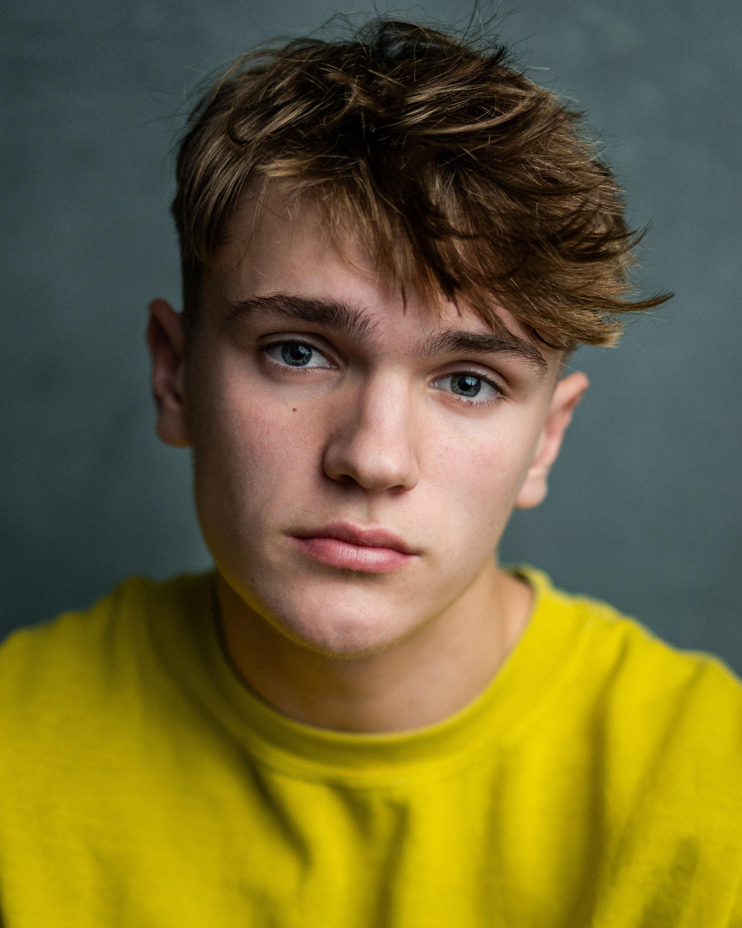 actor Frankie Minchella large photo