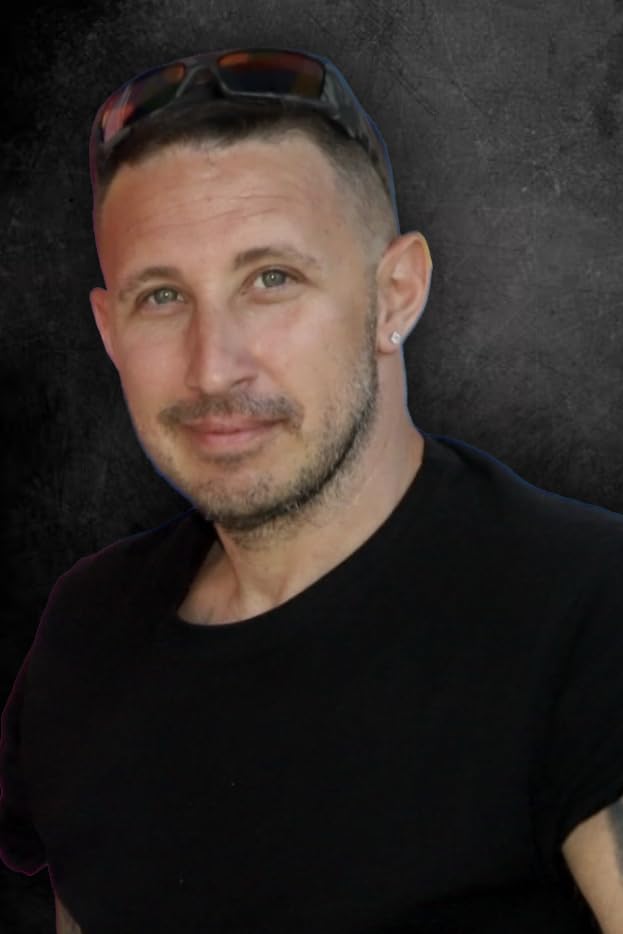 actor Orlando Charvetto large photo