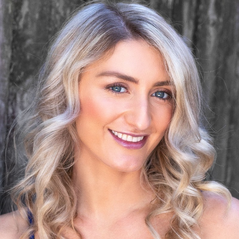 actor Elly Meyers large photo