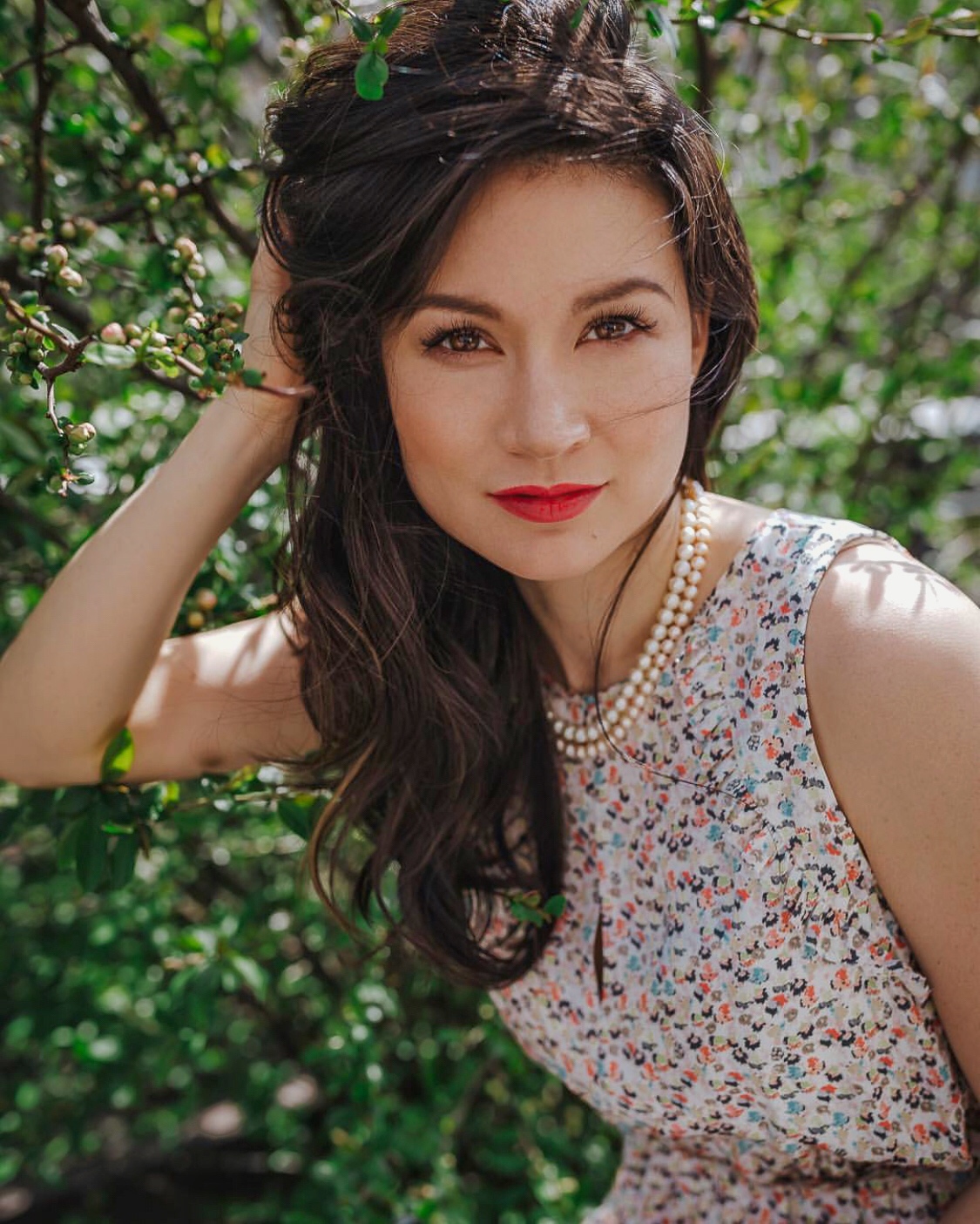 actor Elizabeth Sujin Ford large photo