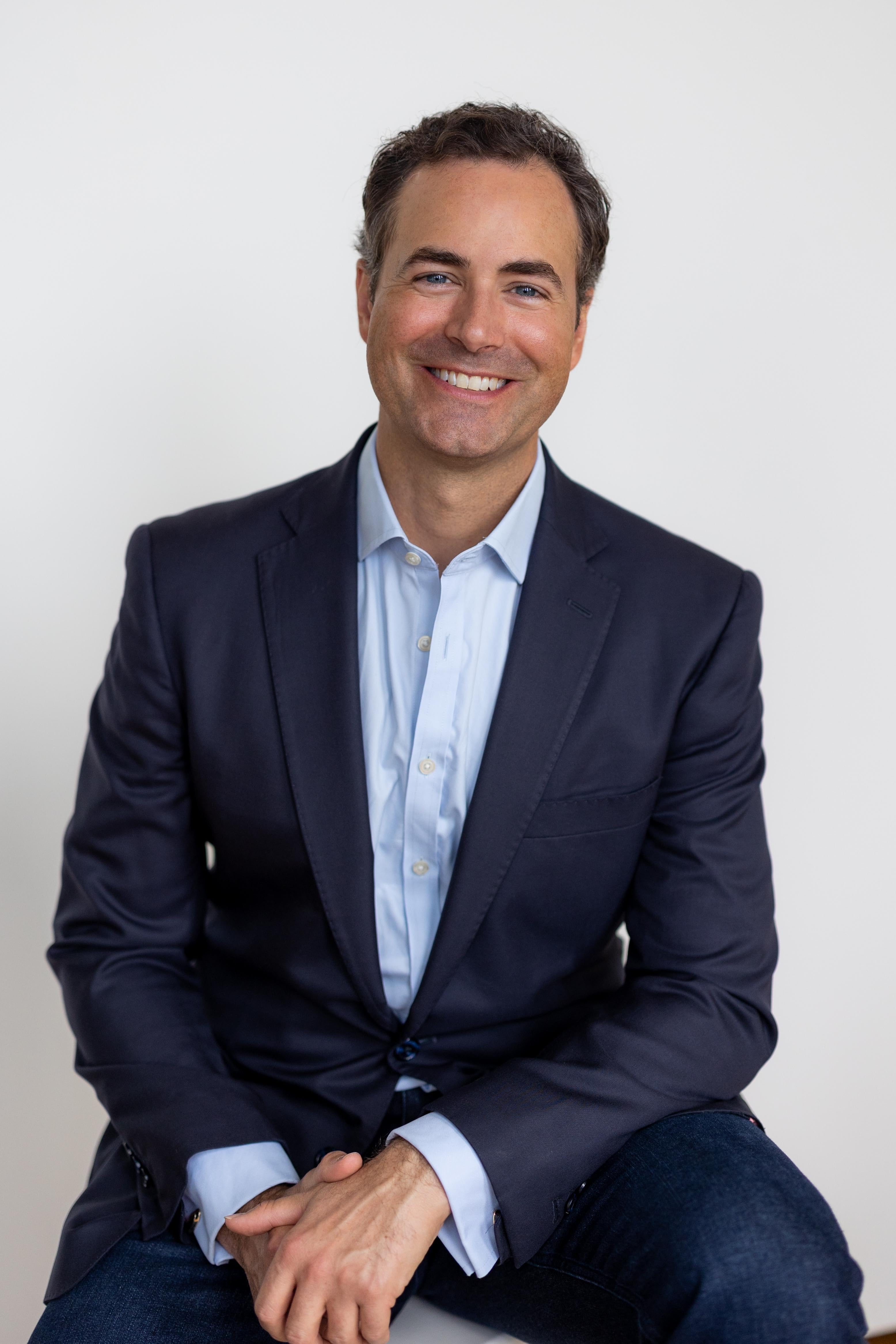 actor Justin Brown large photo