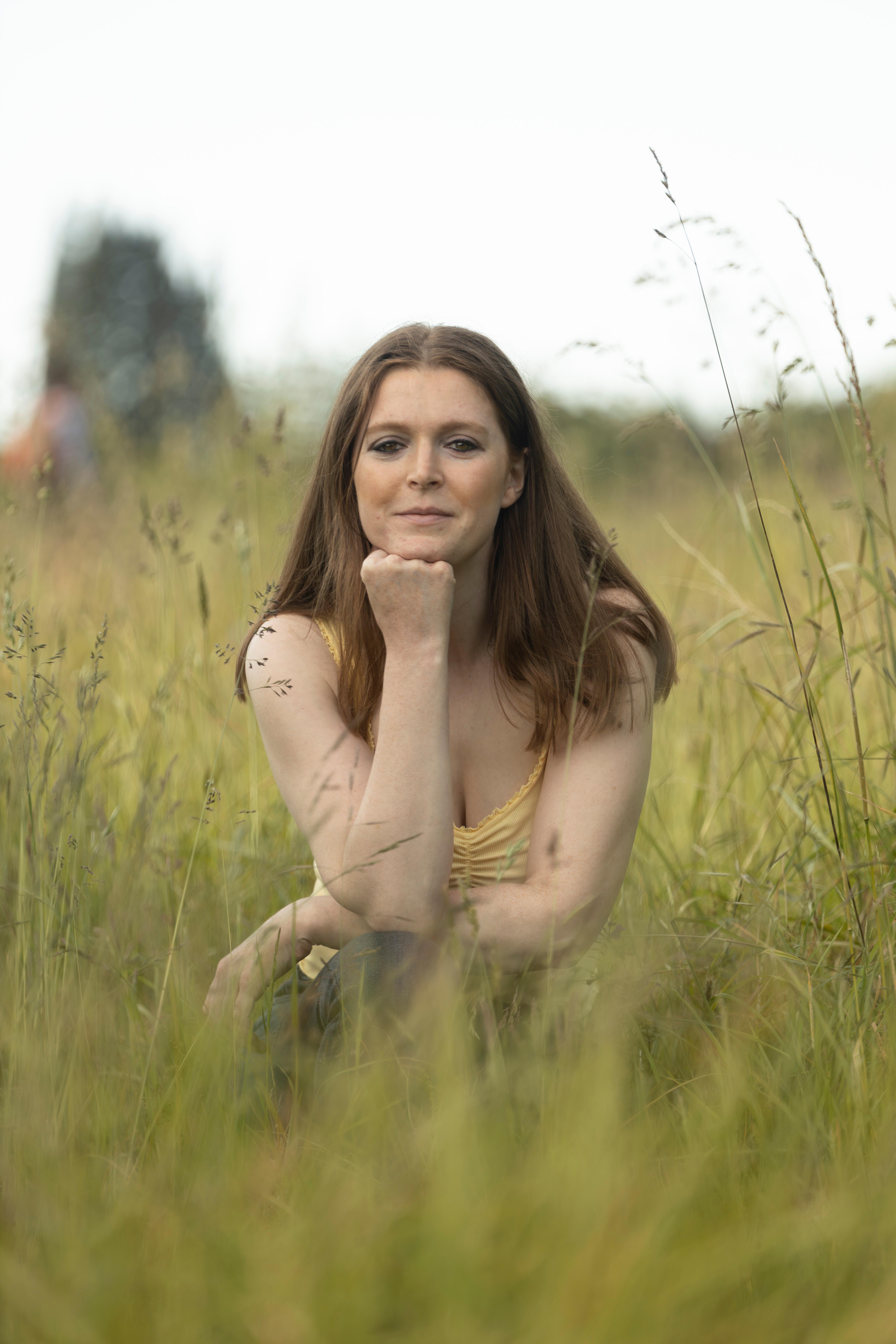 actor Naomi Glick large photo