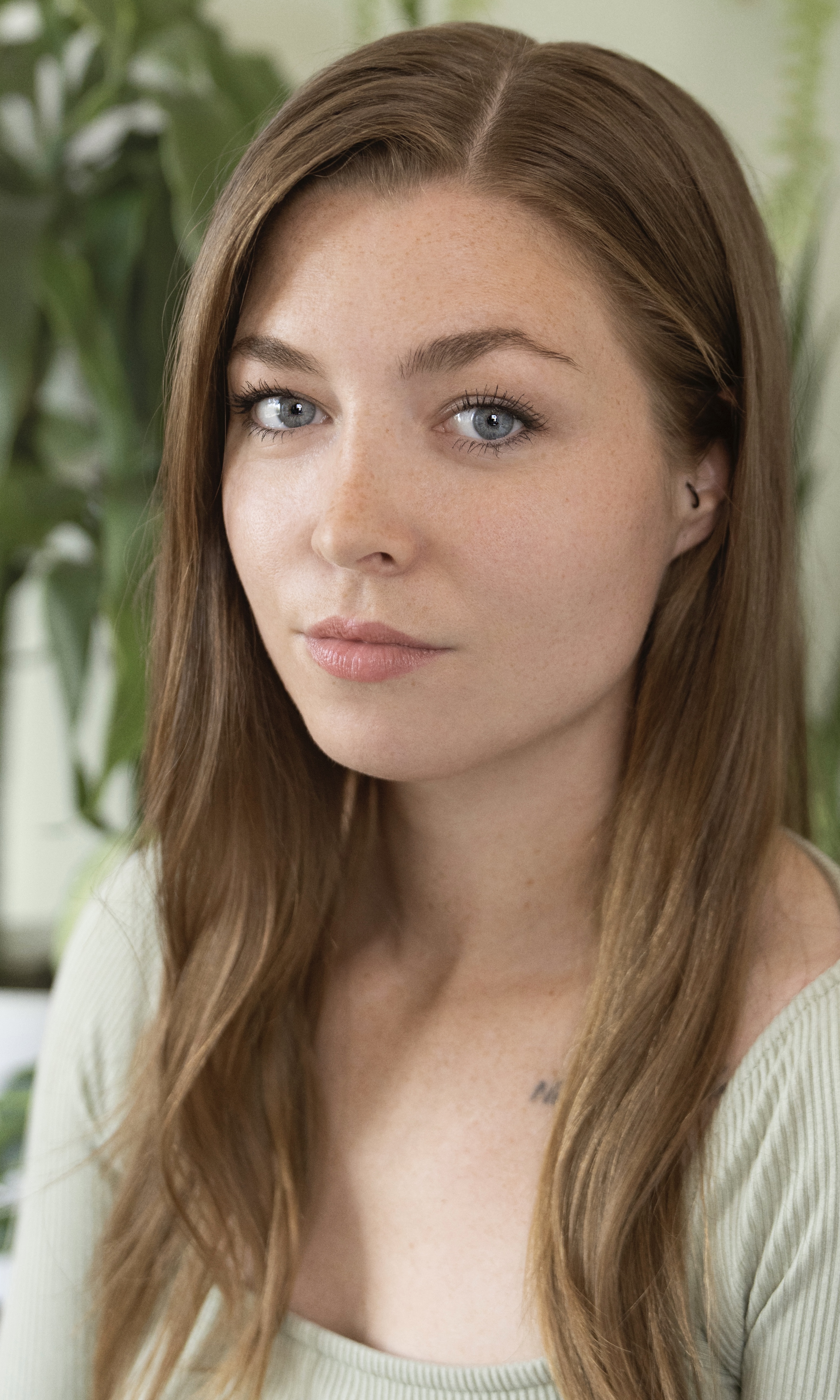 actor Louise Holm Hansen large photo