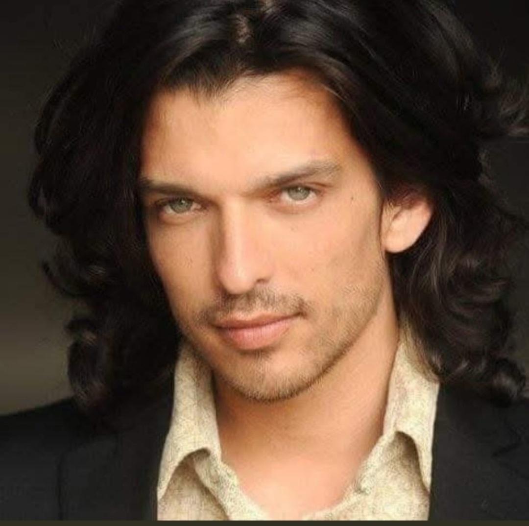 actor Kevin Forrest Clark large photo