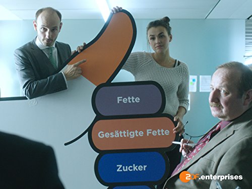 actor Lucie Heinze large photo