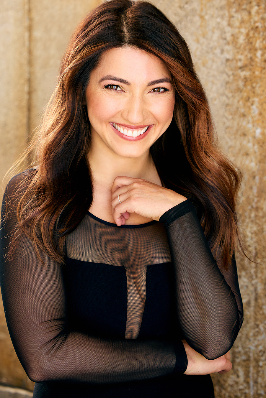 actor Jenni Nicole Bloom large photo