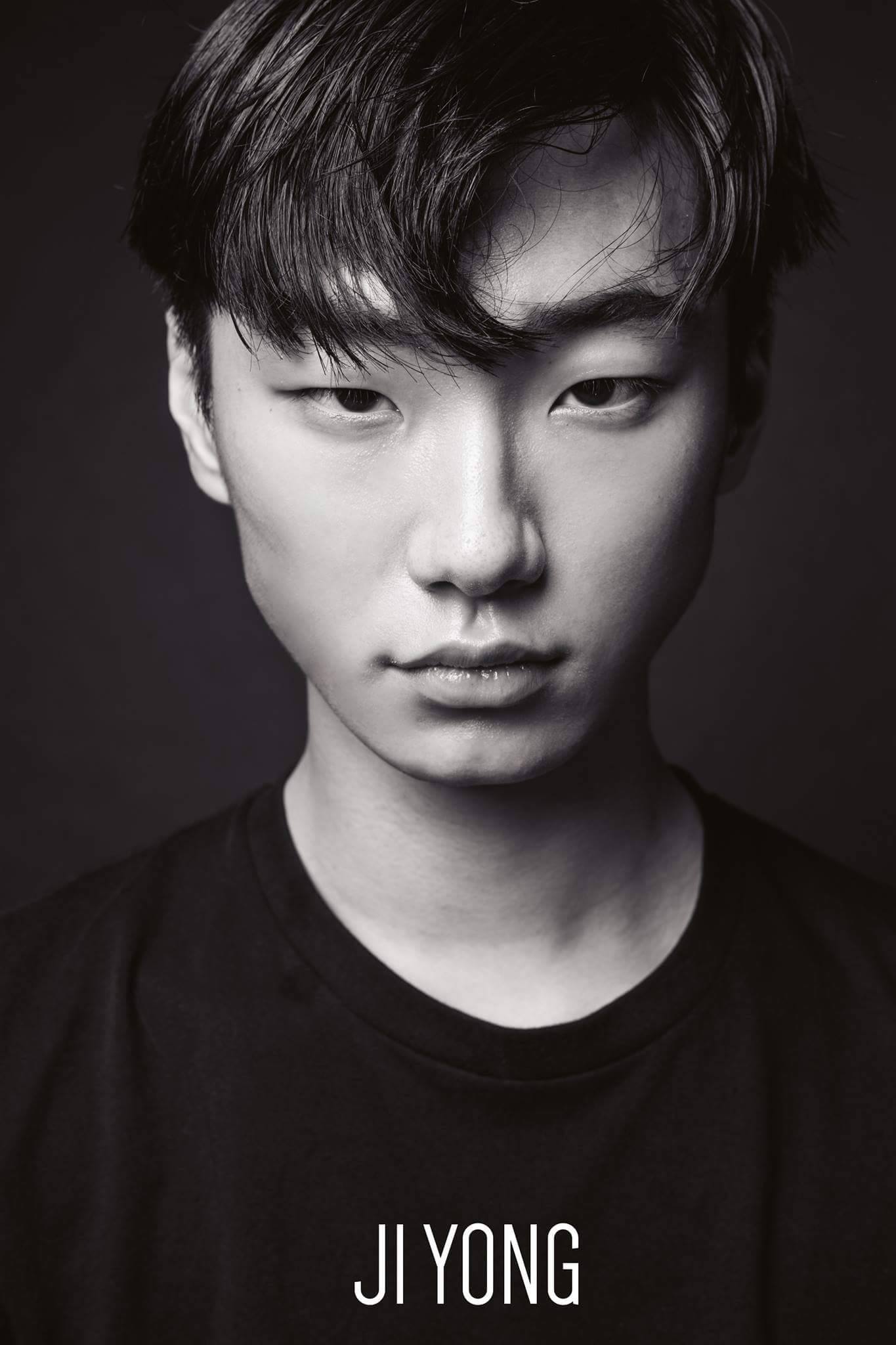 actor Park Ji-yong large photo