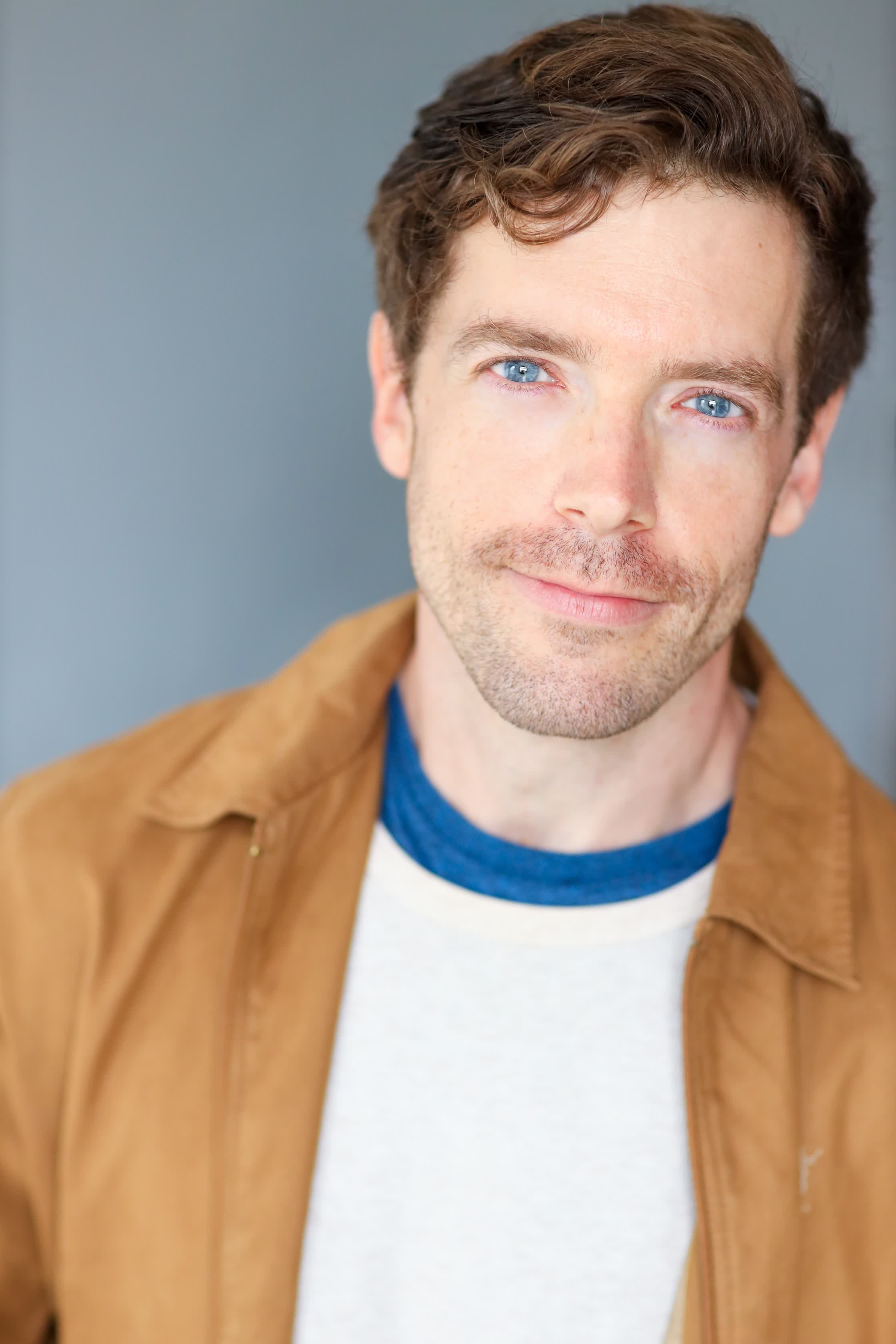 actor Andrew Farrier large photo