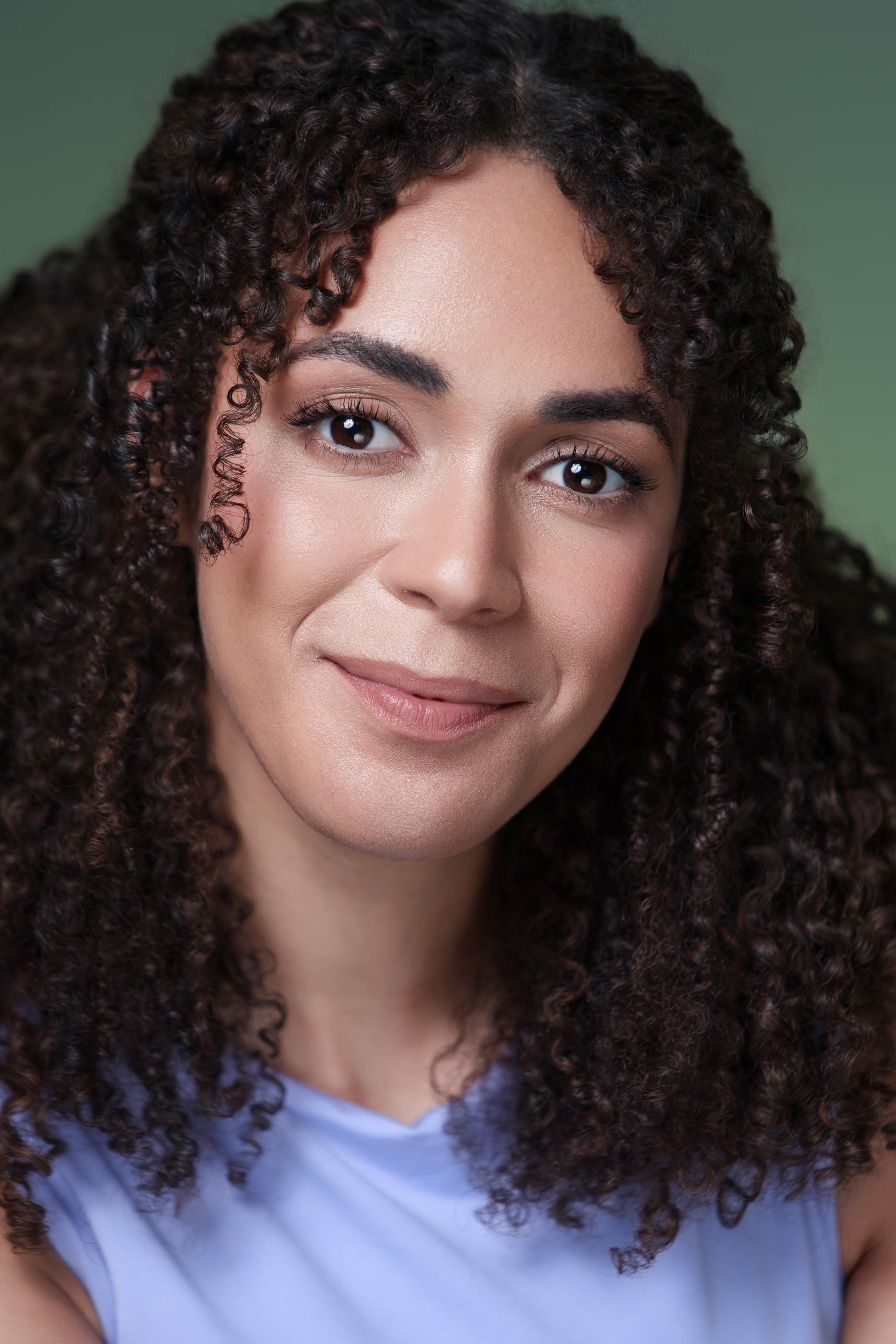 actor Lía Lockhart large photo