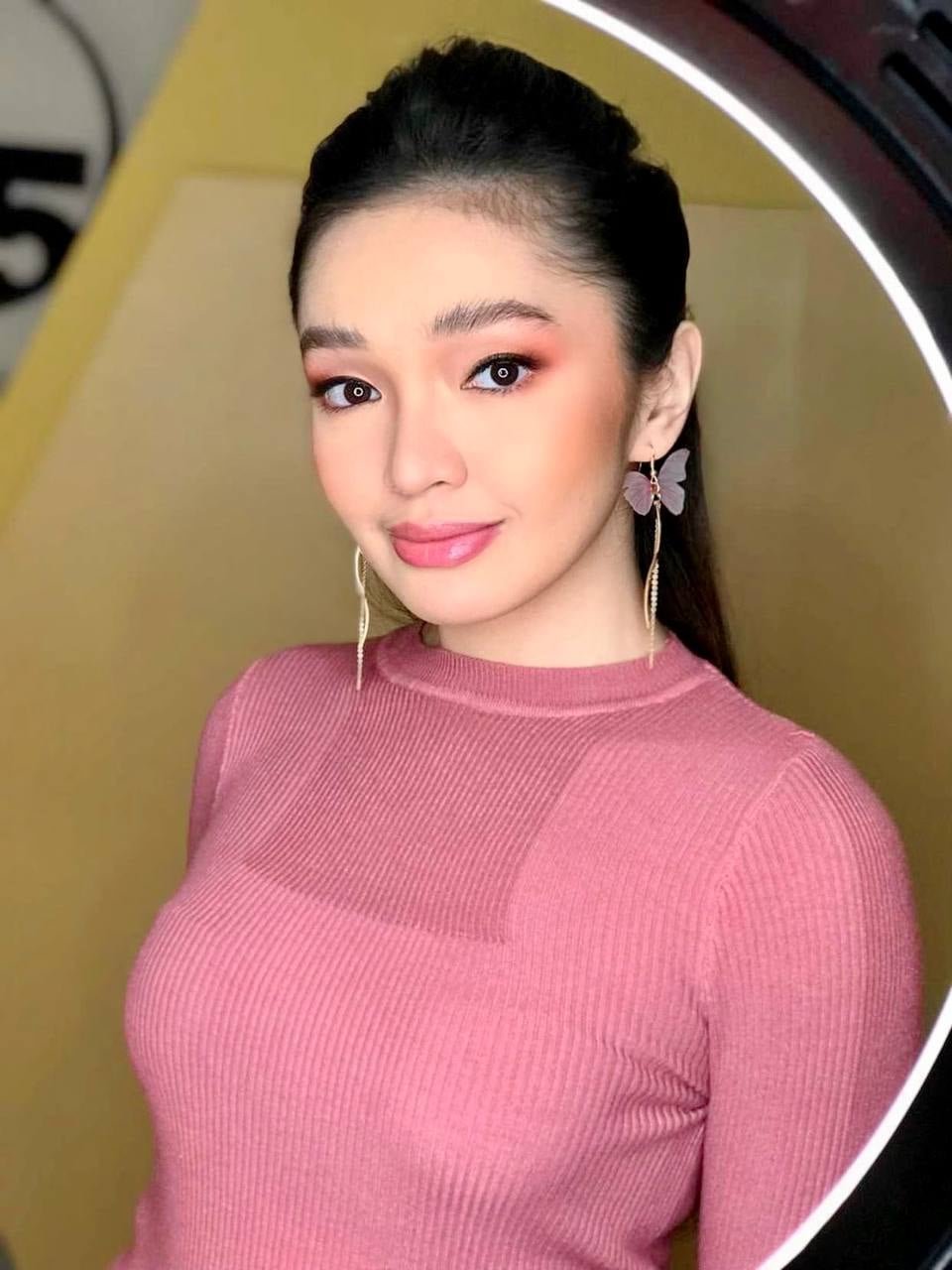 actor Anikka Camaya large photo