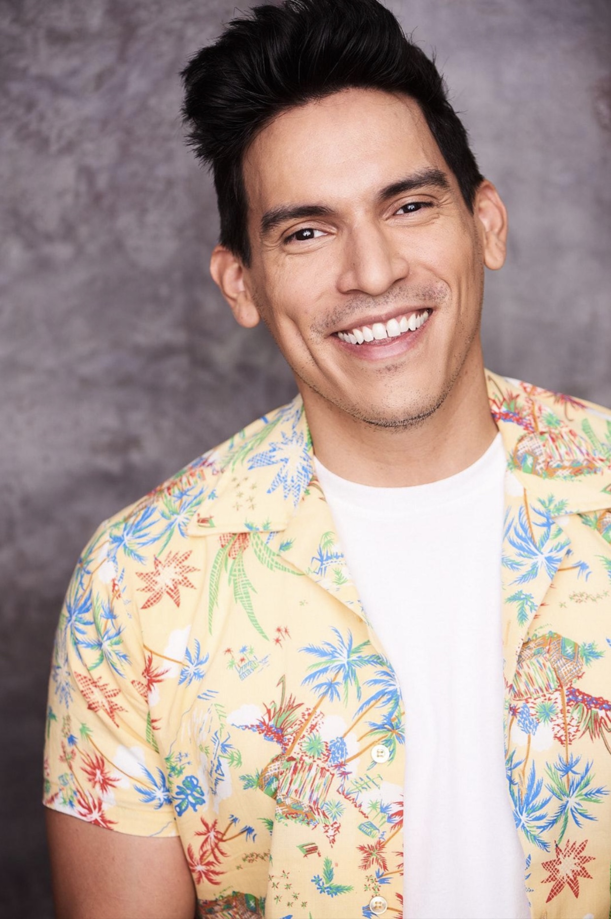 actor Michael Lovato large photo