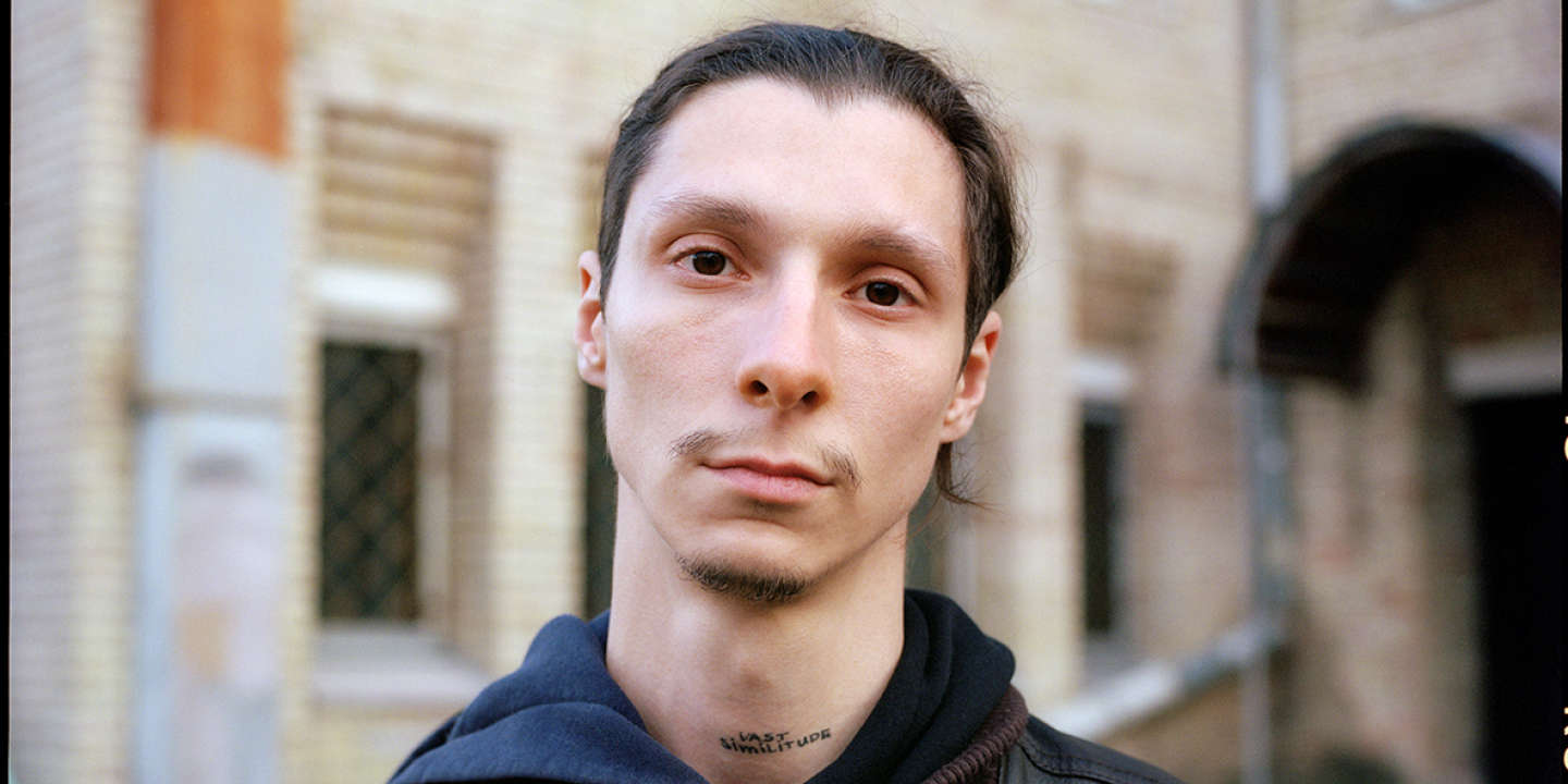 actor Maksym Nakonechnyi large photo