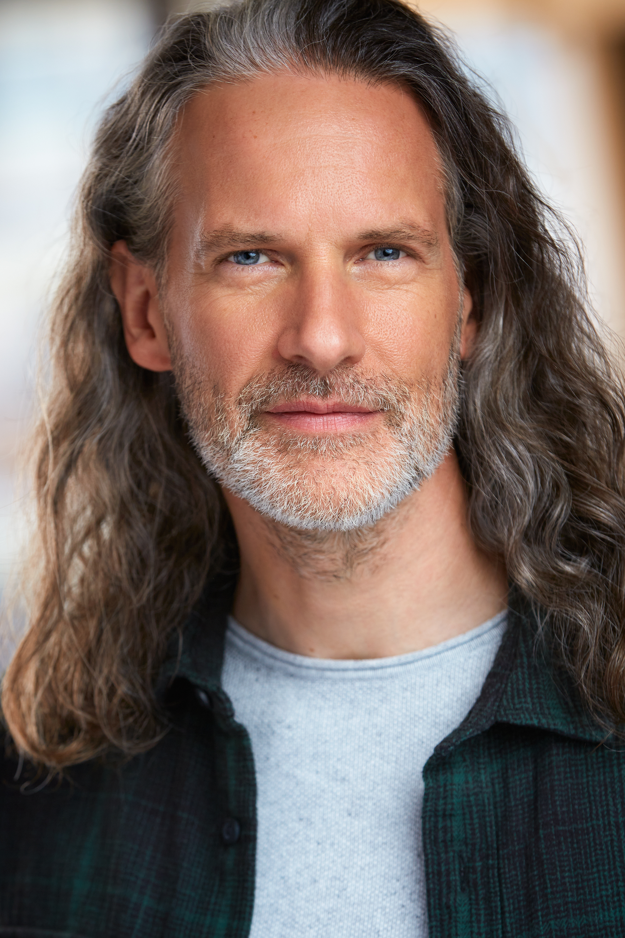 actor Daniel McMullen large photo