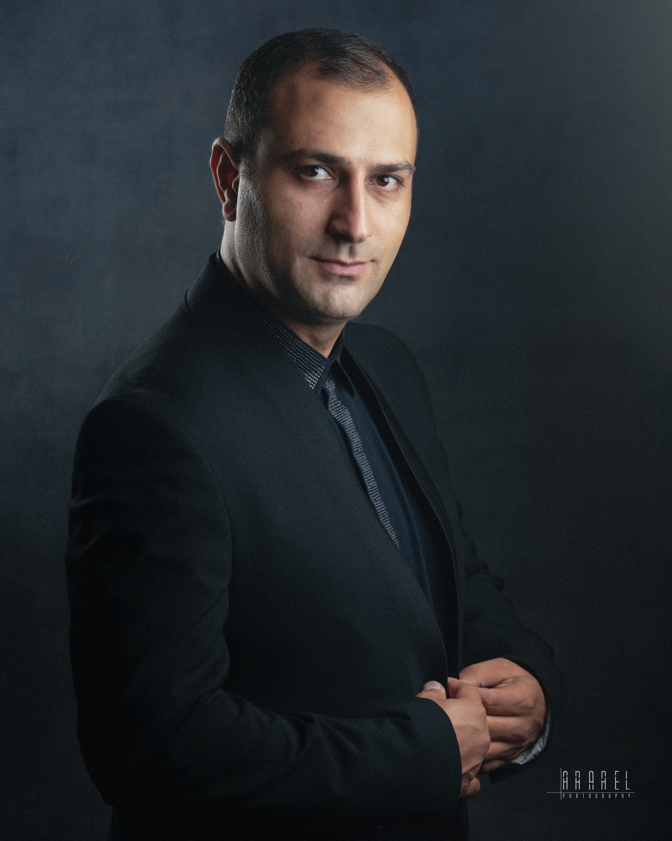actor Narek Nersisyan large photo