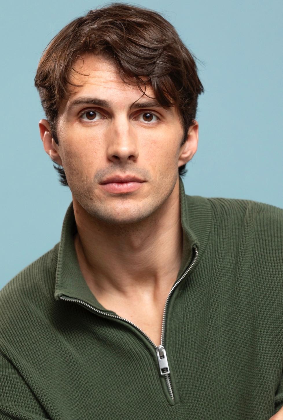 actor Zachary Rist large photo