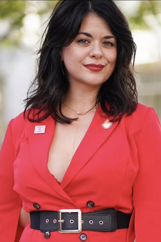 actor Emily Zercher large photo