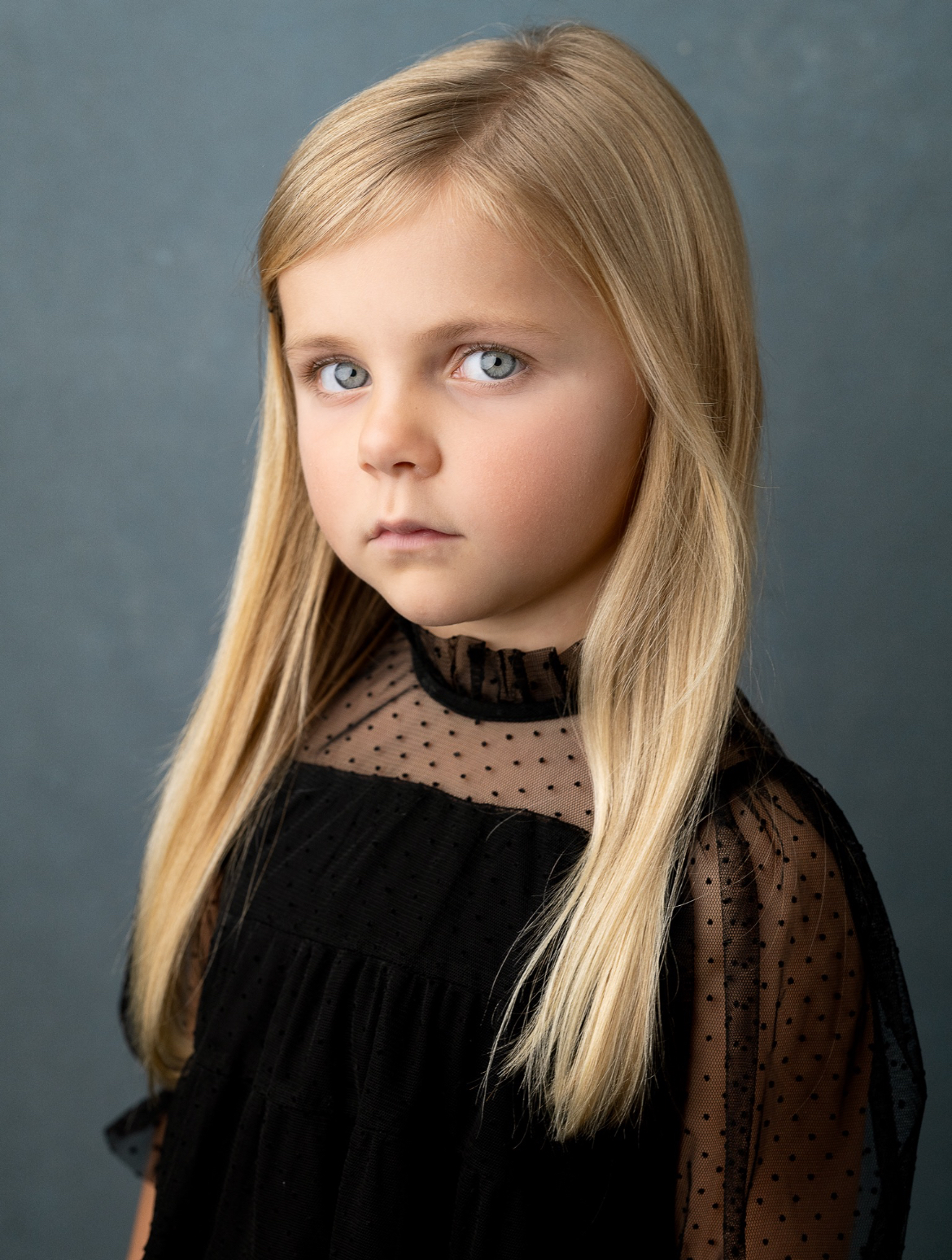 actor Avy Berry large photo