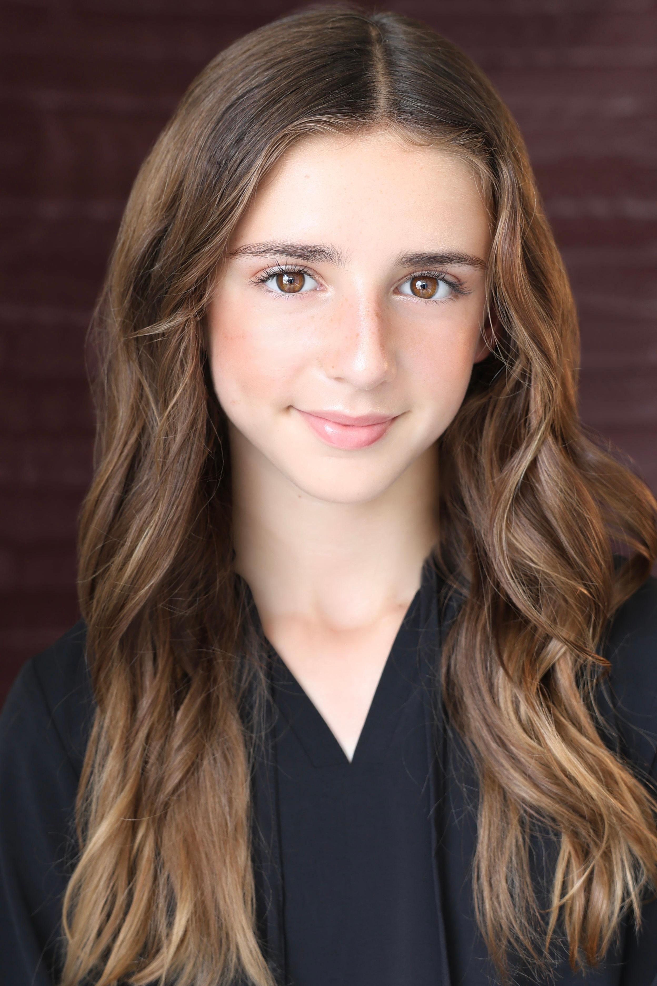 actor Alle Rose Landrum large photo