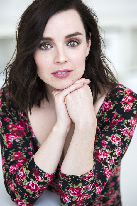 actor Viviane Audet large photo