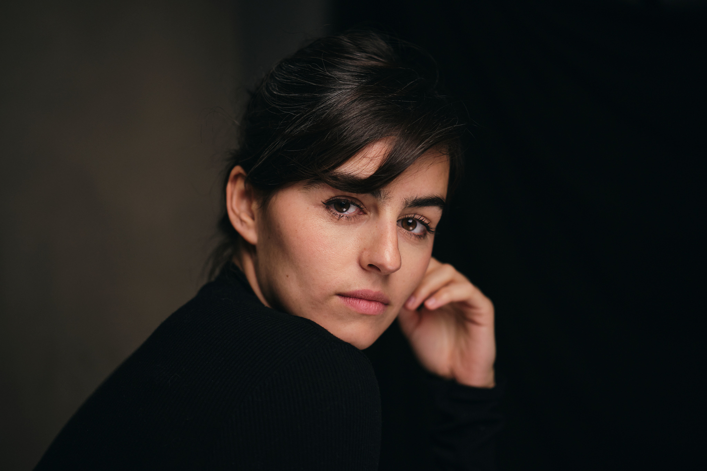 actor Beatriz Brás large photo