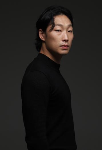 actor Tae-San Park large photo