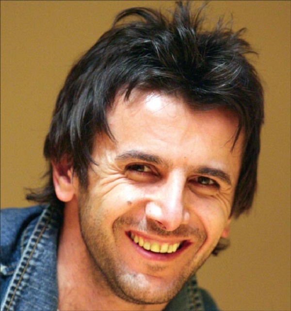 actor Amin Hayayee large photo