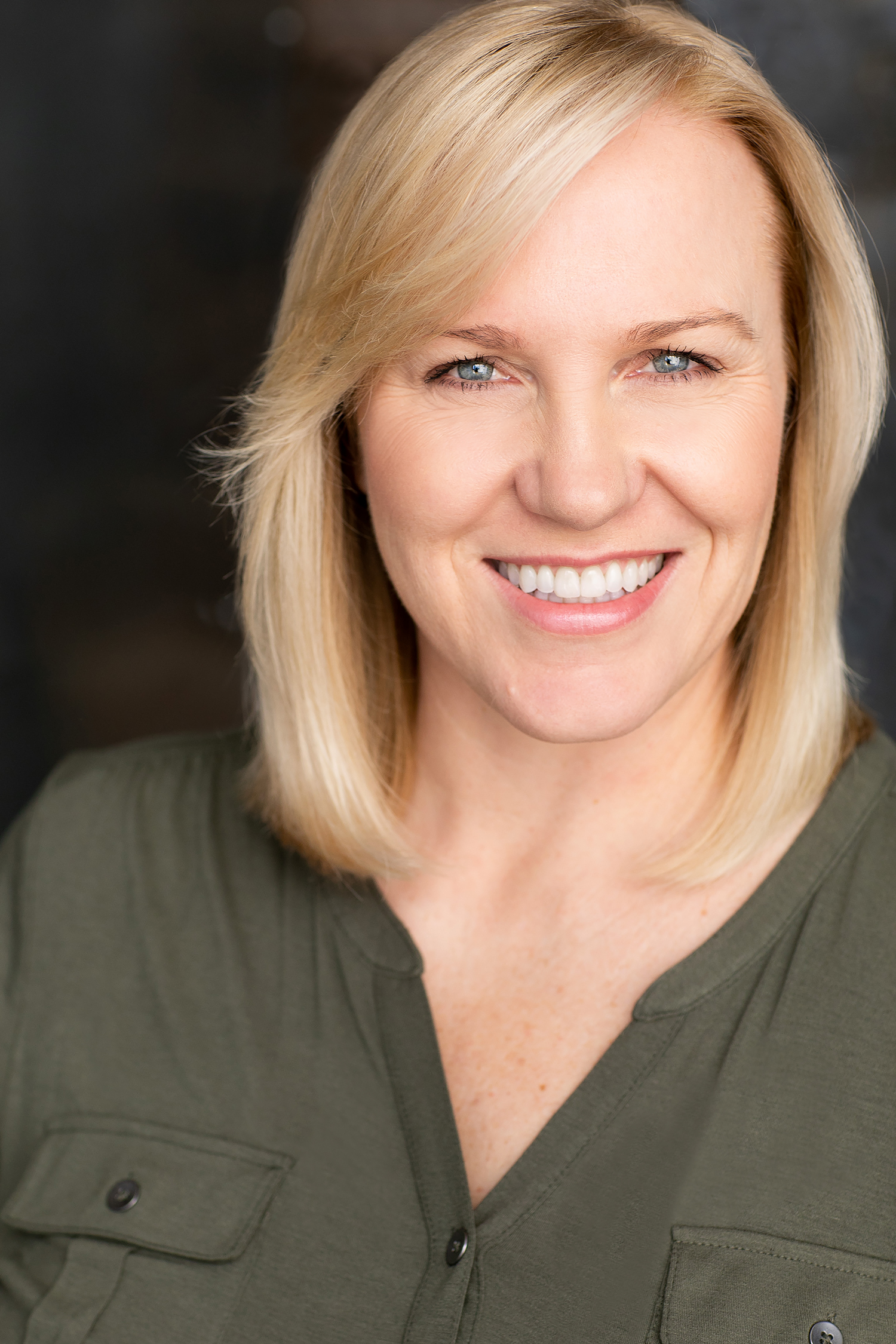 actor Jill Peterson large photo