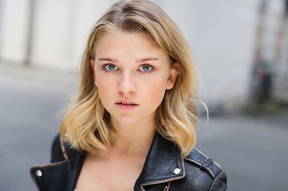 actor Sinje Irslinger large photo