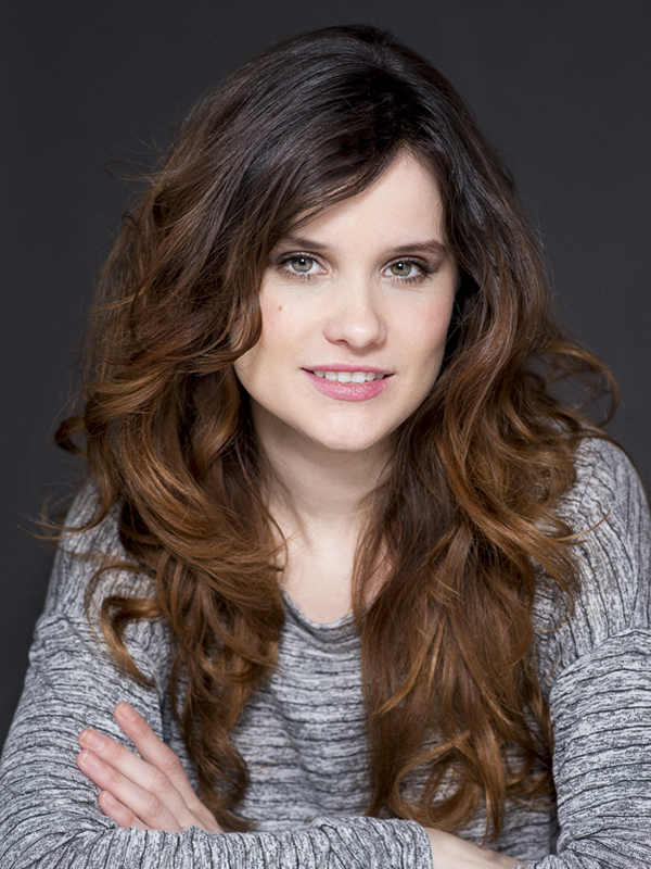 actor Mairen Muñoz large photo