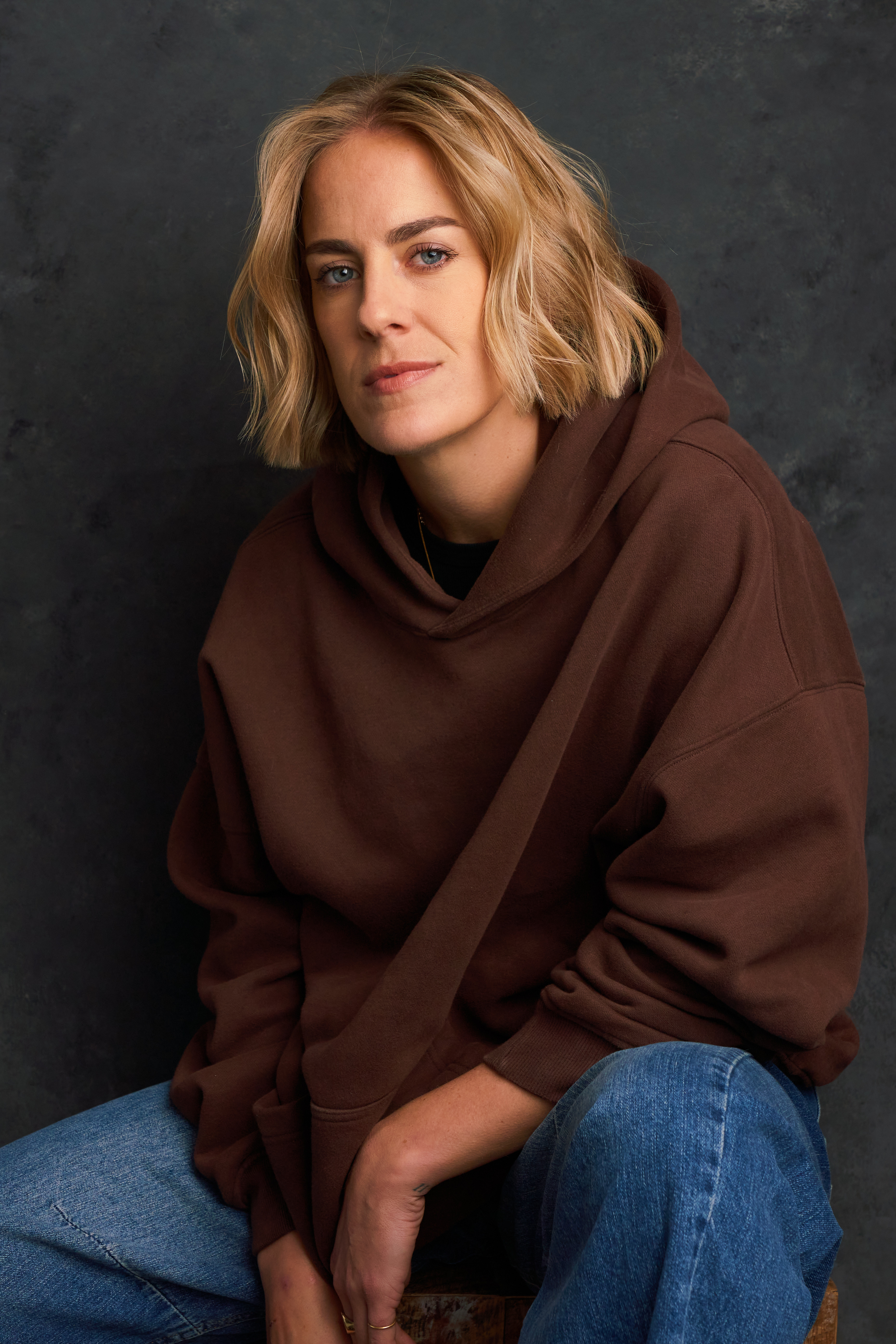 actor Hannah Aslesen large photo