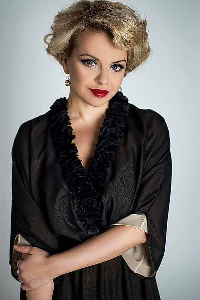 actor Irma Vitovskaya large photo