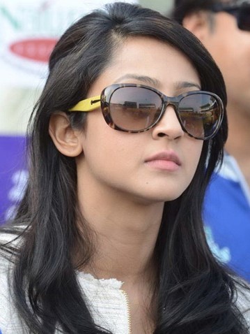 actor Aindrita Ray large photo