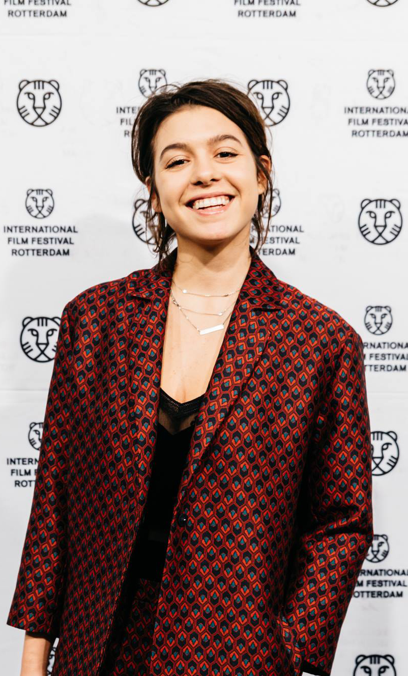 actor Sara Luna Zoric large photo