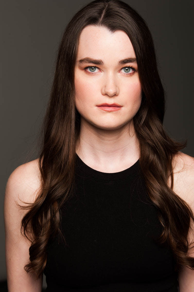 actor Alison Lundquist large photo