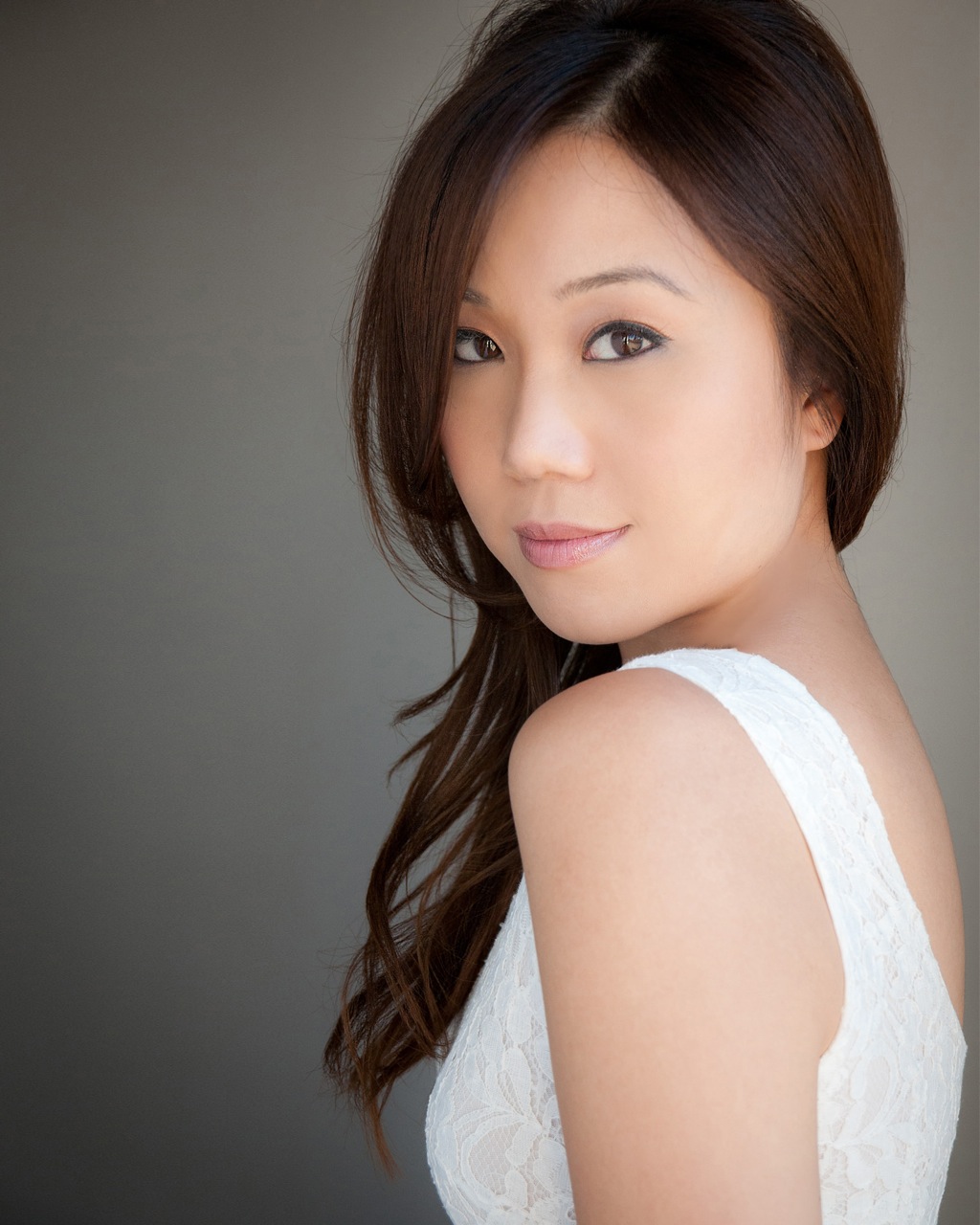 actor Dyana Liu large photo