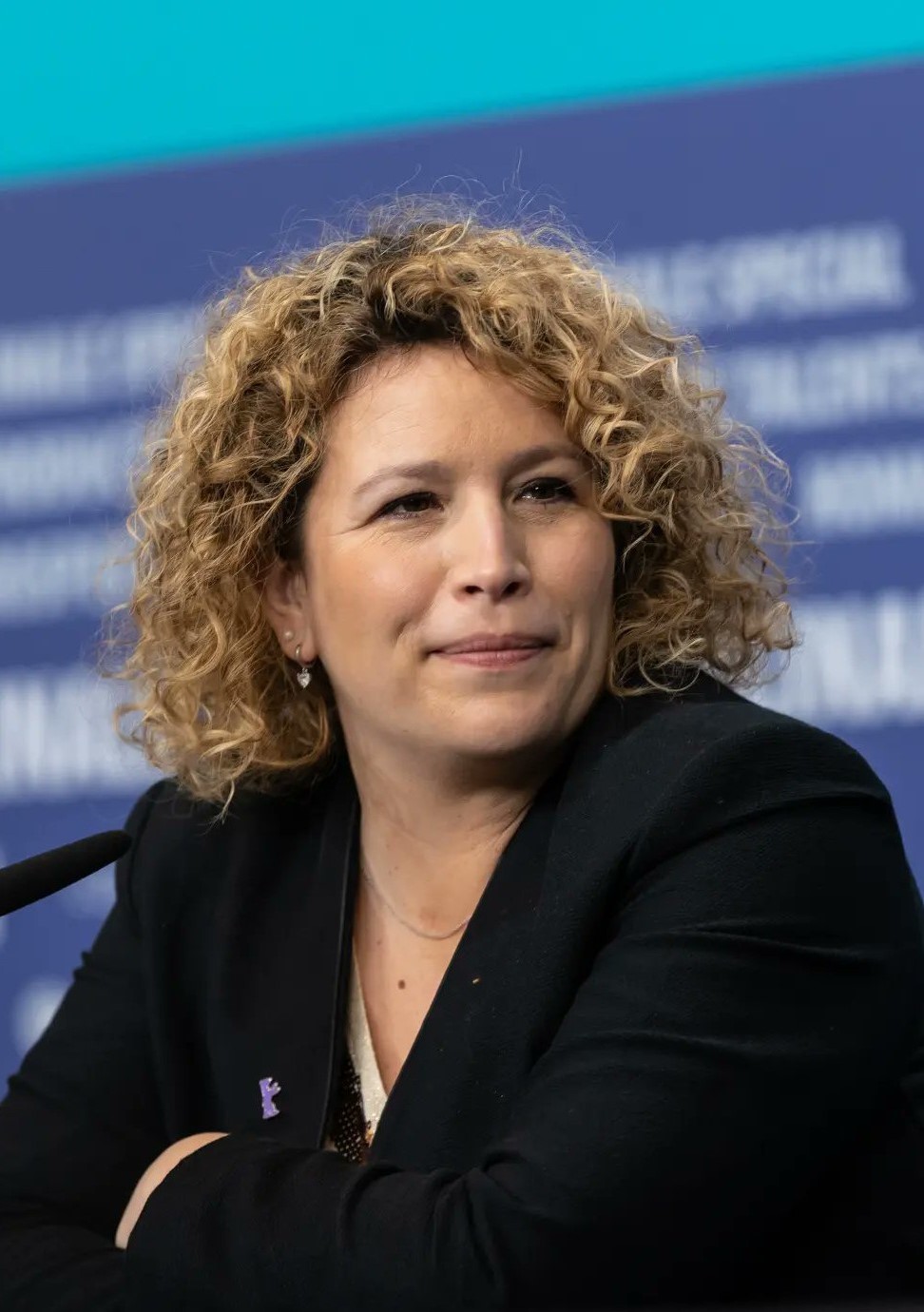 actor Anna Otin large photo