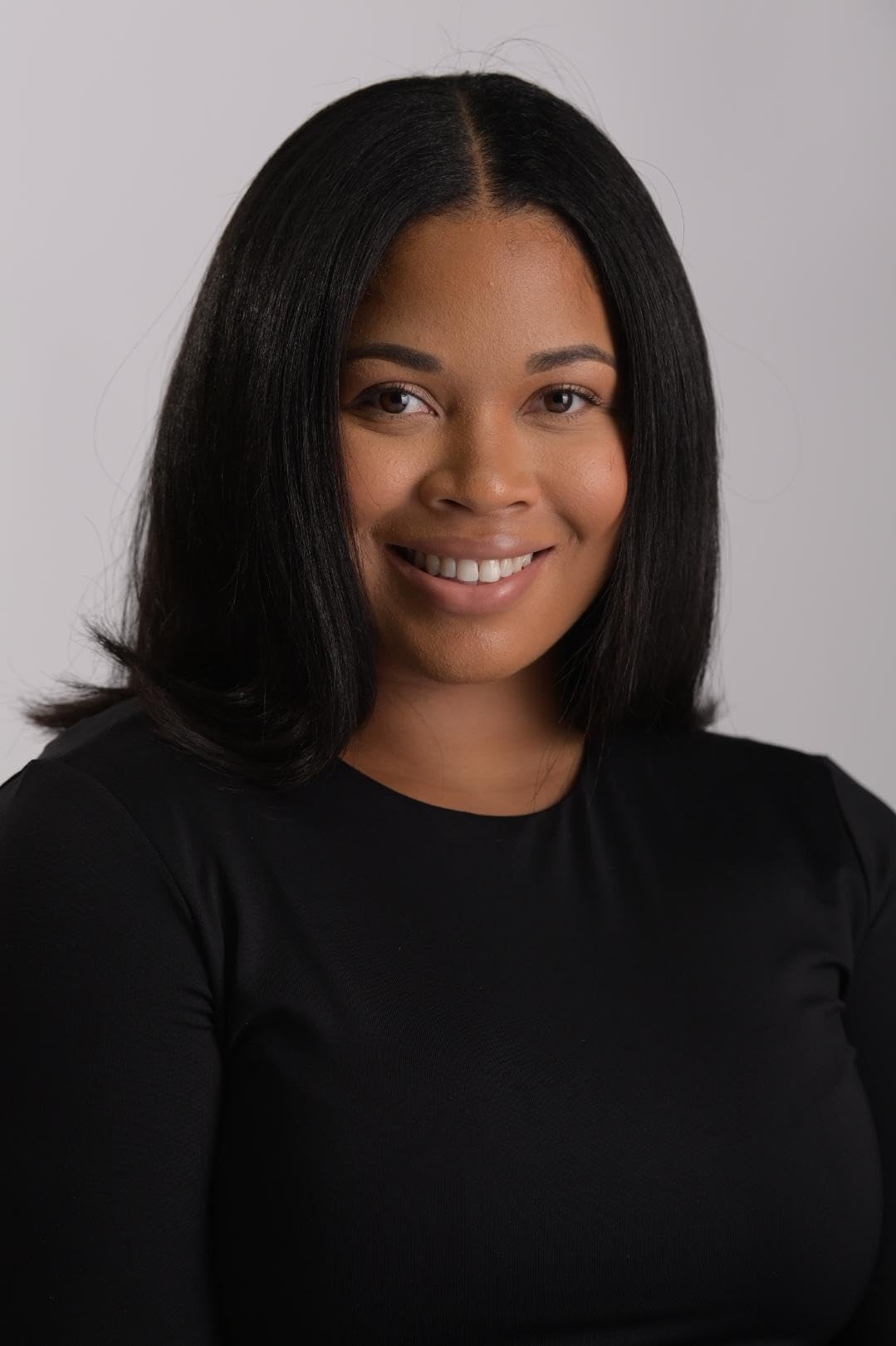 actor Kinae Kelly large photo