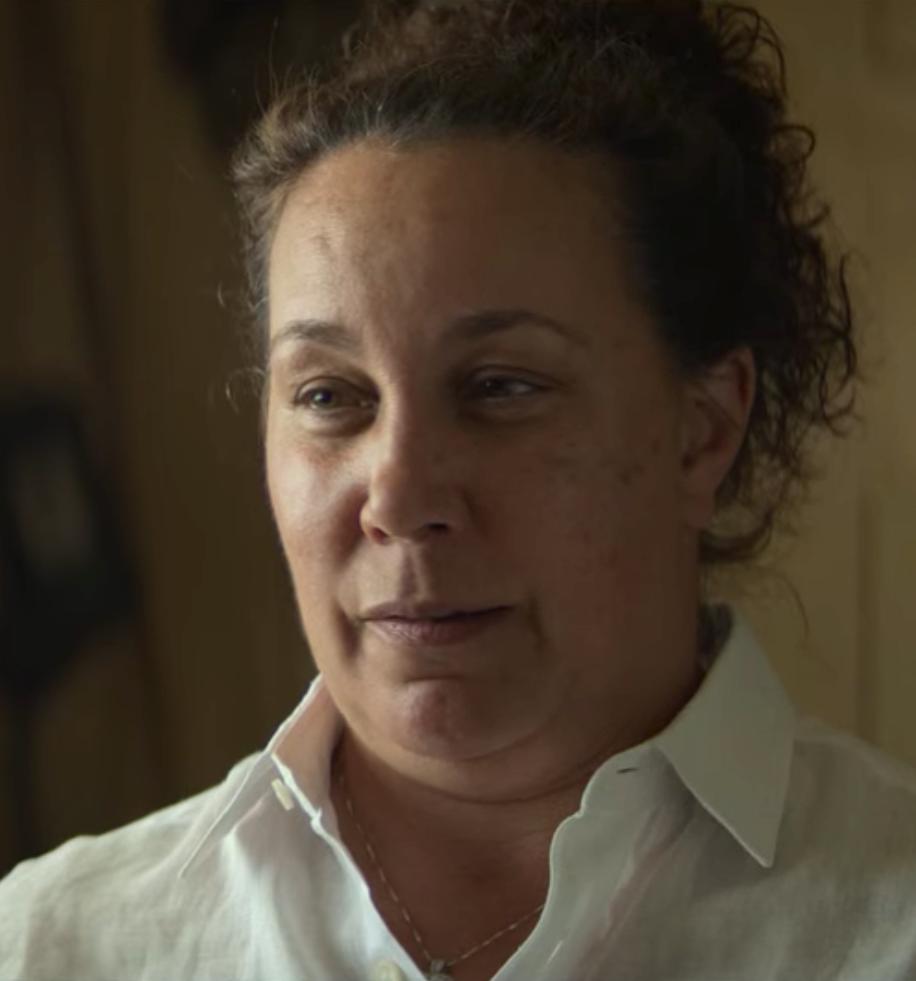 actor Lisa Holewyne large photo