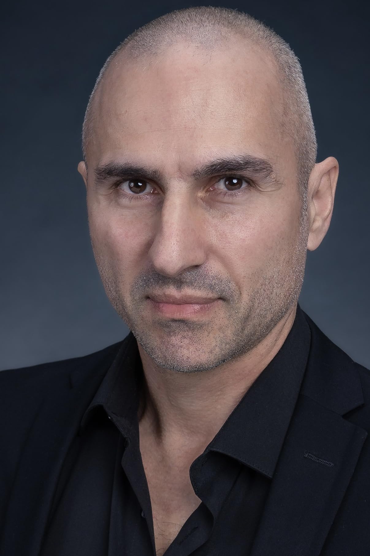 actor Adrian Vatsky large photo