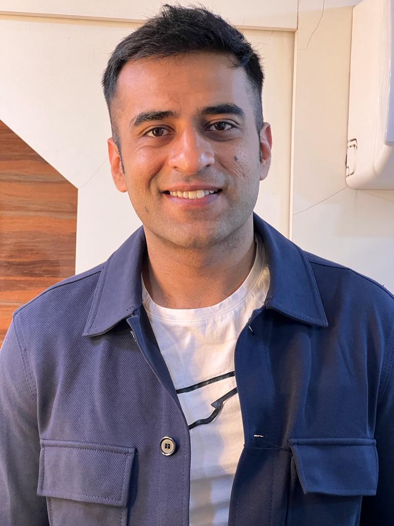 actor Rishi Gambhir large photo