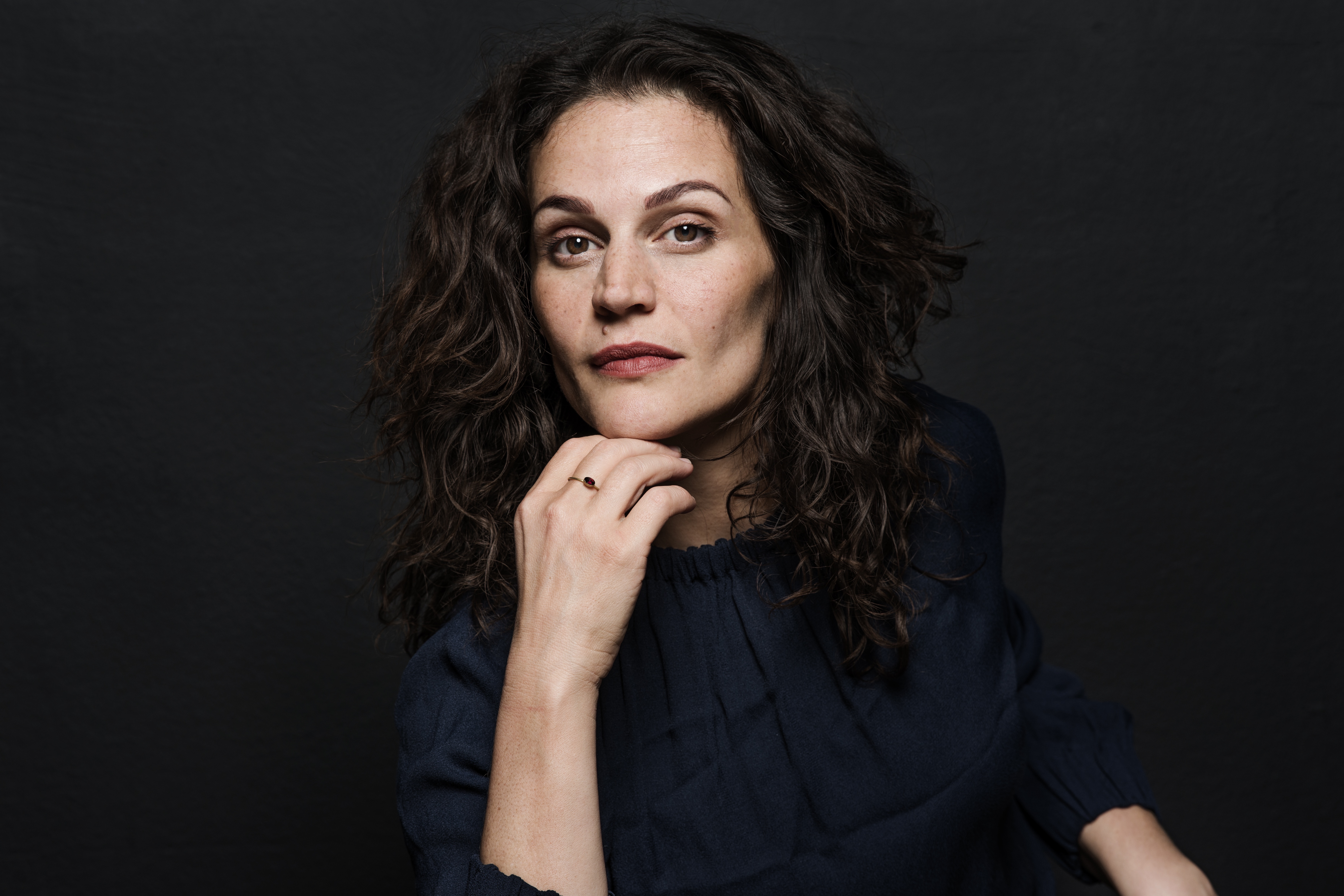 actor Selda Kaya large photo