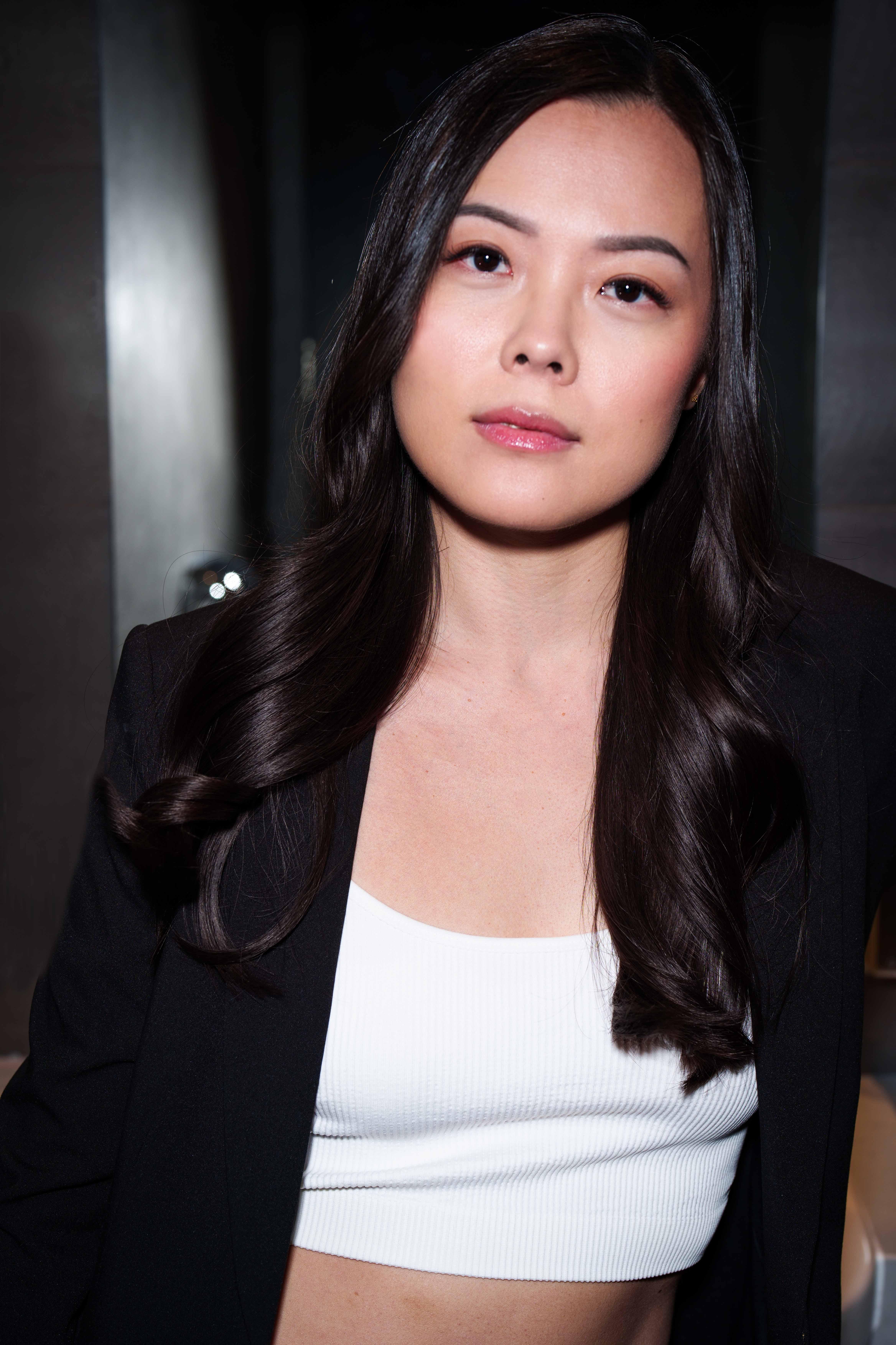 actor Karrie Kwong large photo