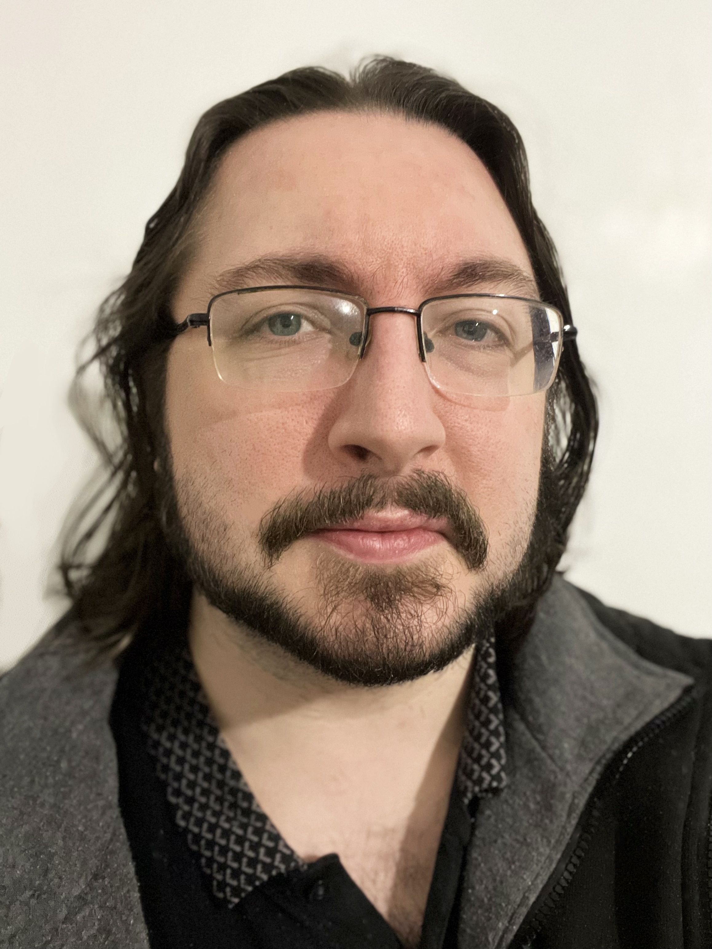 actor Steven Kelly large photo