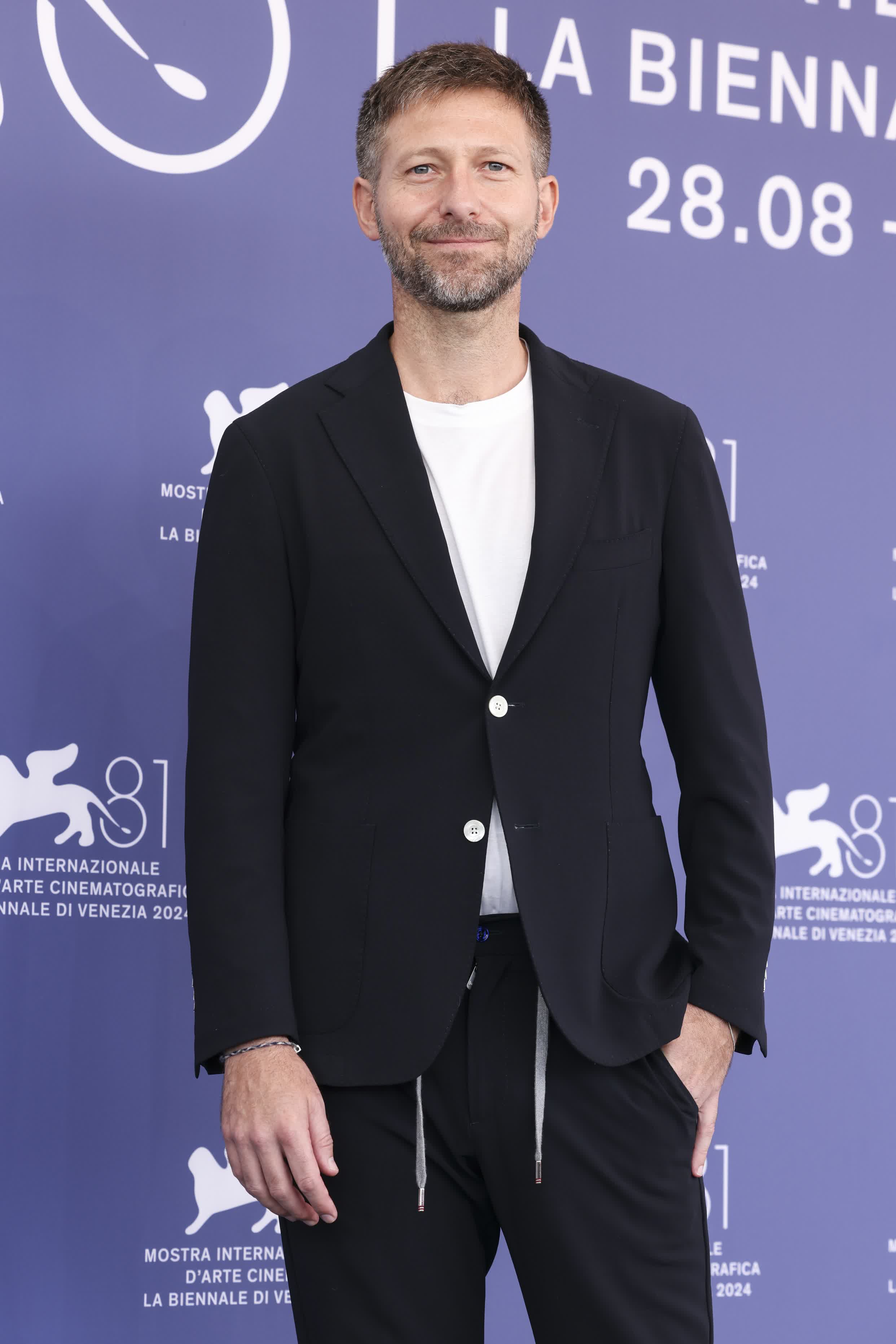 actor Santiago Fondevila large photo