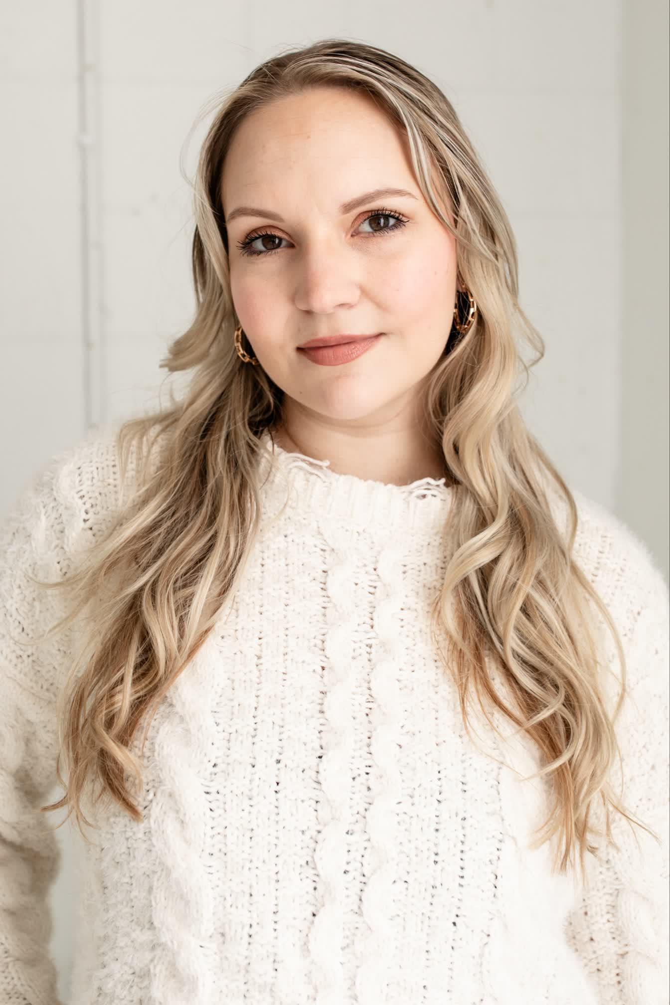 actor Brianna Phipps large photo