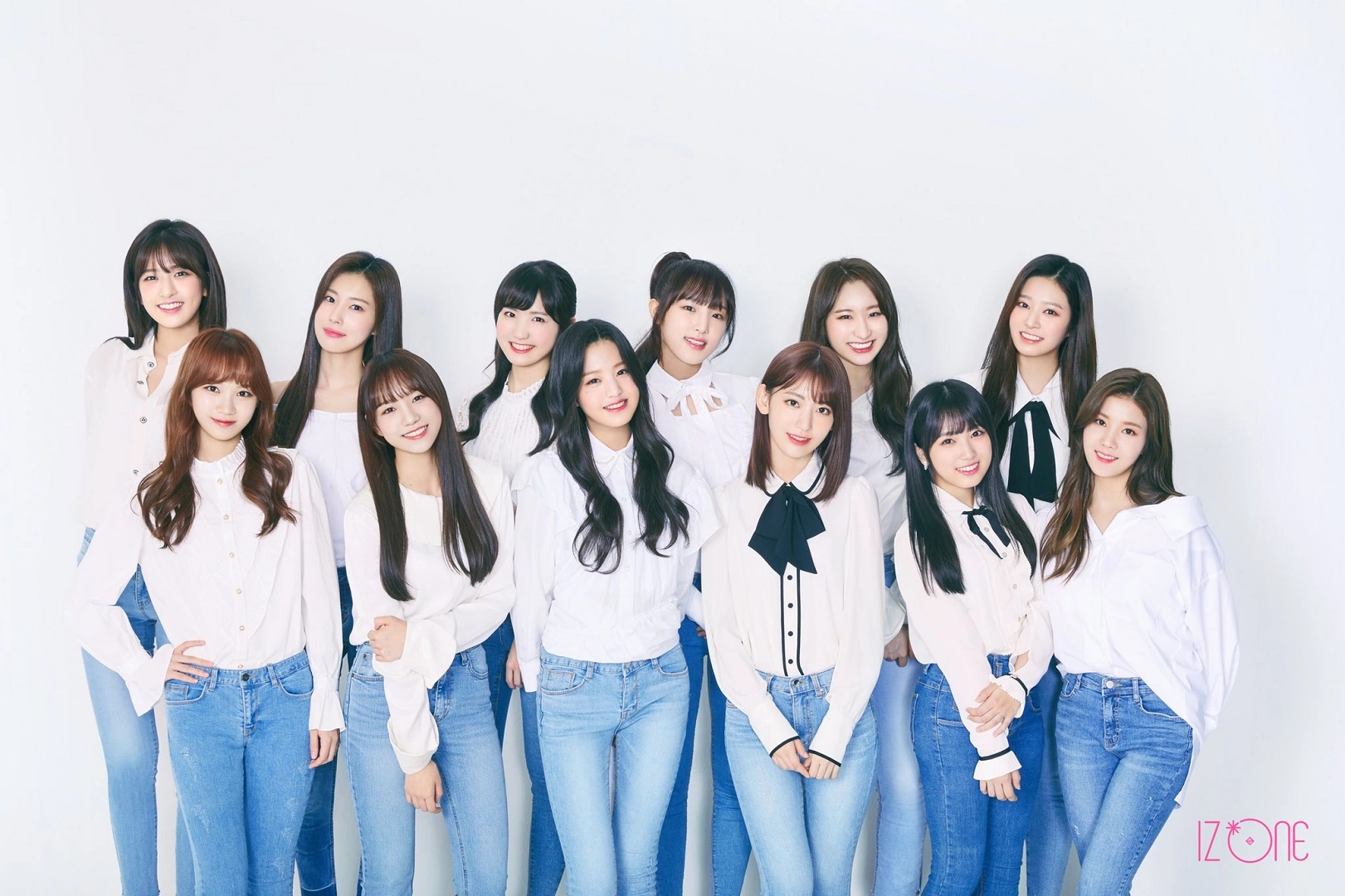 actor IZ*ONE large photo