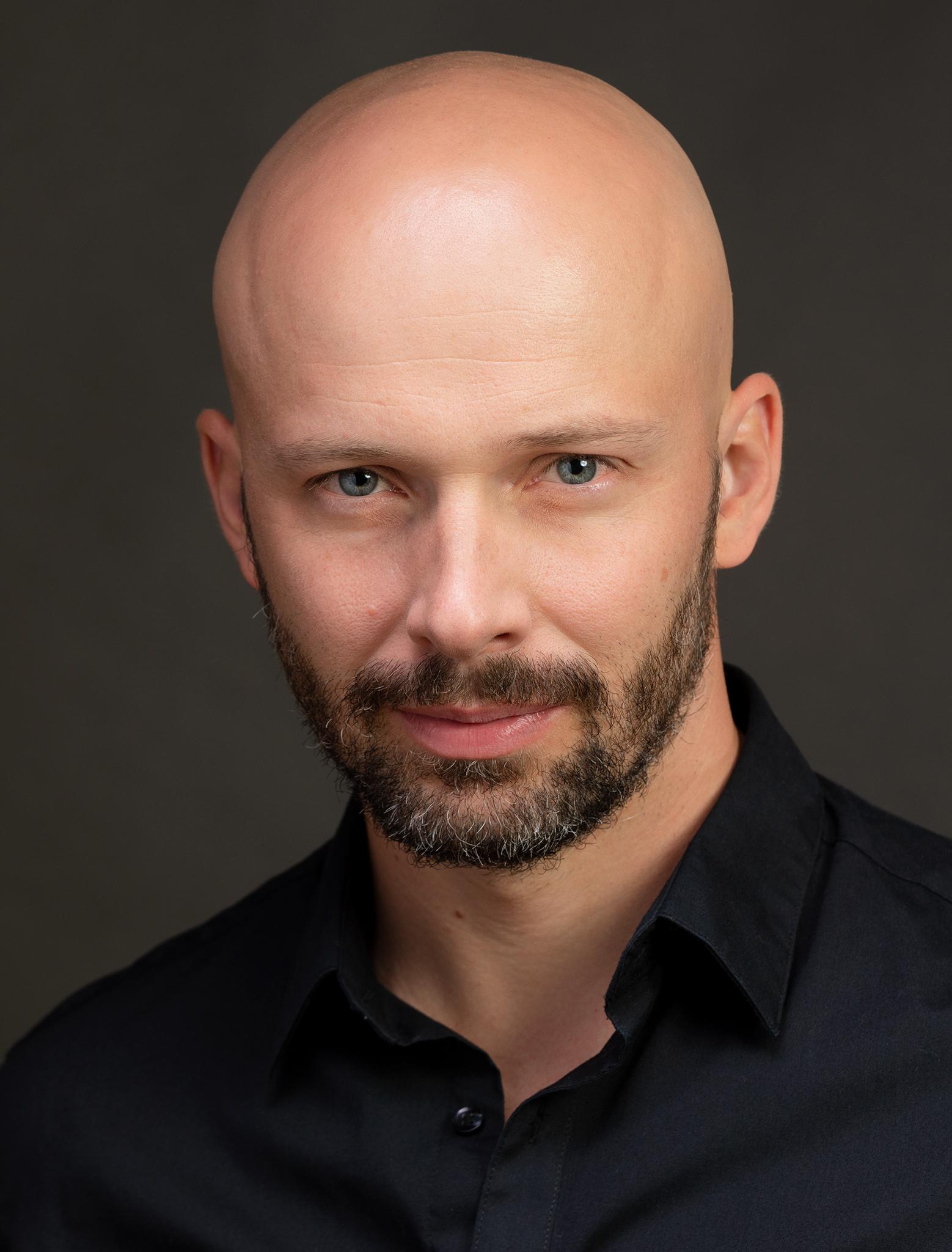 actor Sten Karpov large photo