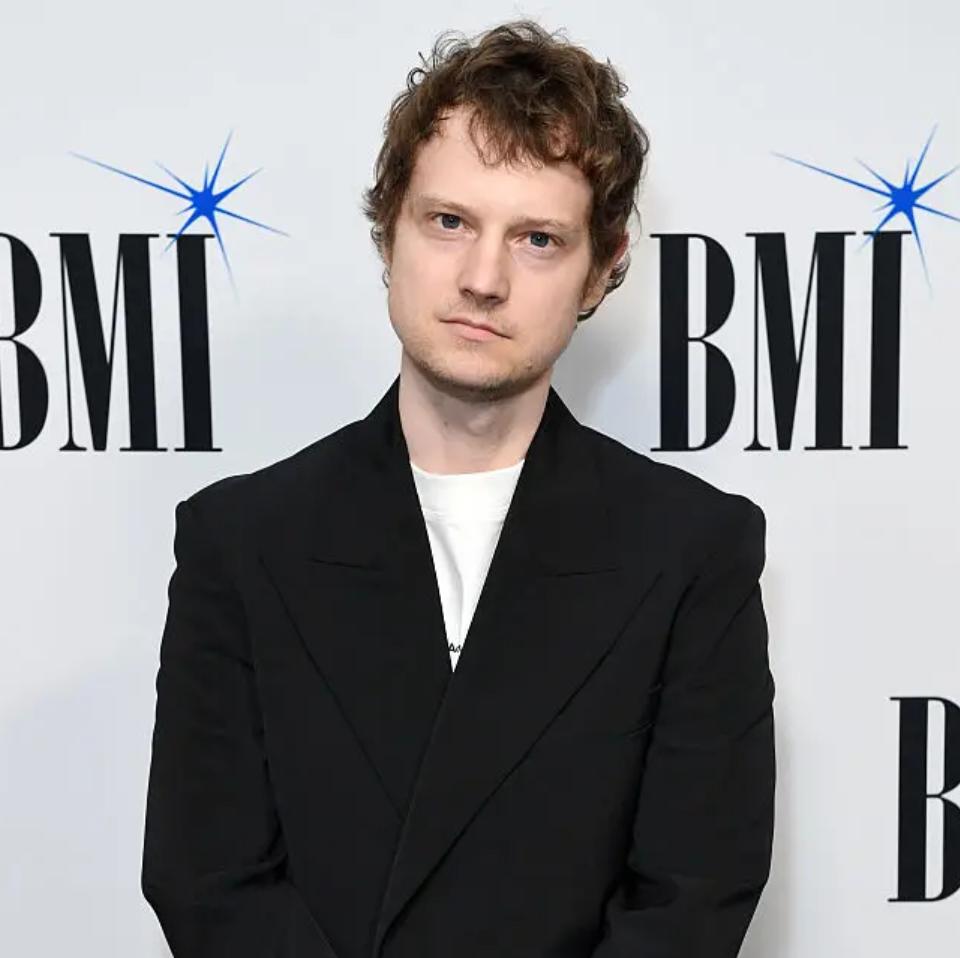 actor Isom Innis large photo